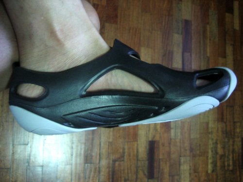 sandugo trekking shoes