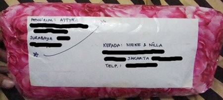 paket sebelum dibuka