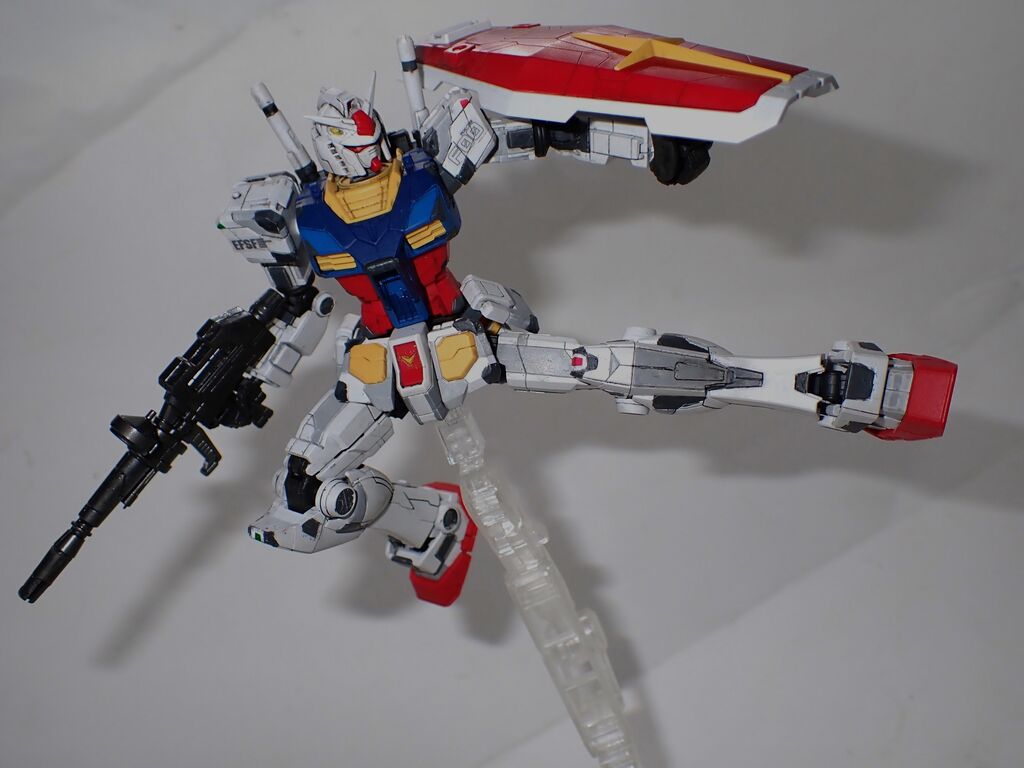 圖 1/144 RX-78F00 GUNDAM & G-DOCK