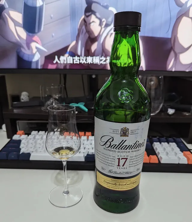 圖 飲酒菜鳥純飲or加冰順口的威士忌