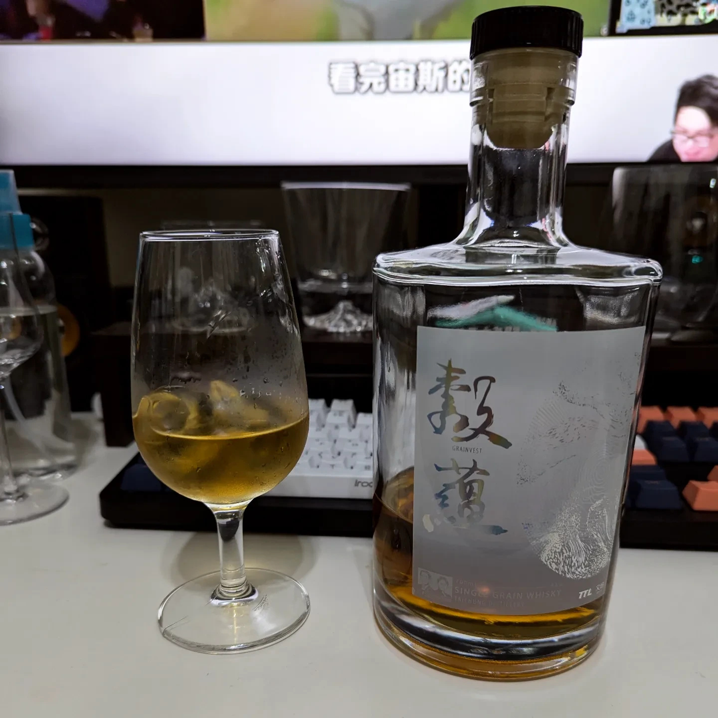 圖 飲酒菜鳥純飲or加冰順口的威士忌