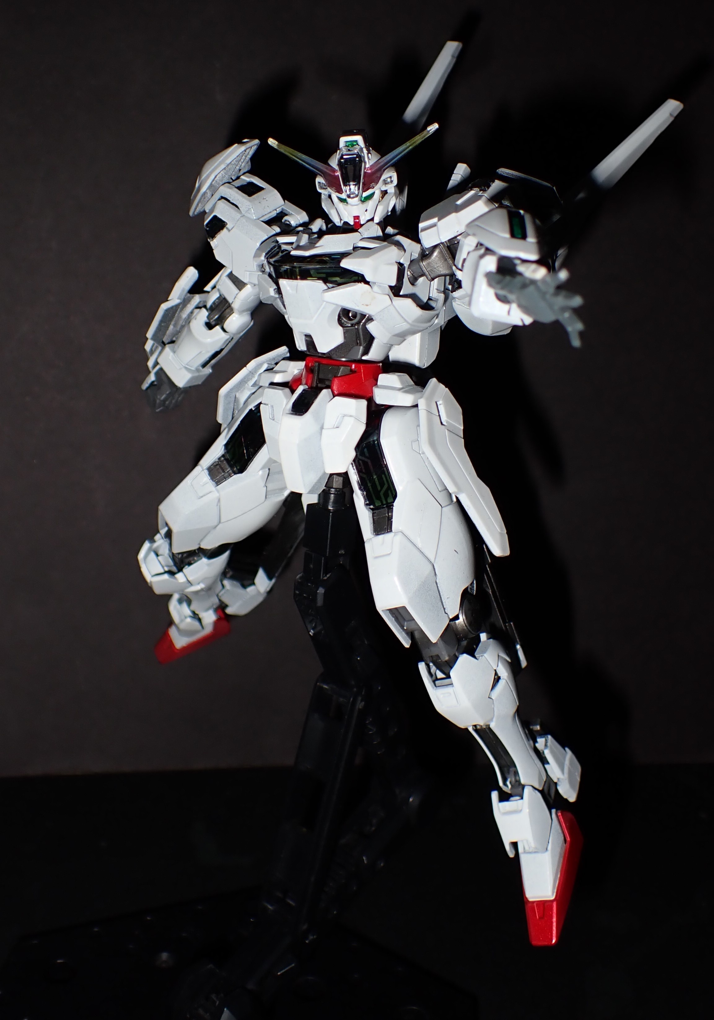 圖 HG Gundam Calibarn 異靈鋼彈