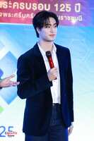 https://images.plurk.com/13q9zxtnPQ72WFpJCgCTiF.png
