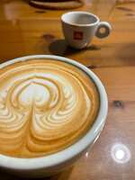 https://images.plurk.com/155bEAh6oYfpmg0ZEiR7Xt.jpg
