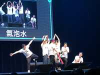 https://images.plurk.com/1CdPpTh9qpZBdn7DGCRkVJ.jpg