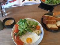 https://images.plurk.com/1QGQduTMsI2plY75C5B1.jpg
