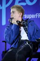 https://images.plurk.com/1XYpZGXeii23XreZfXJb3L.jpg