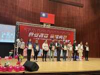 https://images.plurk.com/1zg4xQ8pmIJKSZR62j5JSZ.jpg