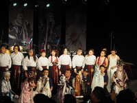 https://images.plurk.com/2DI1TFbYJrQlnpNpoqpv02.jpg