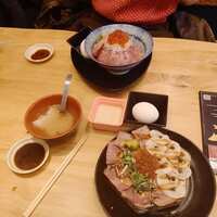 https://images.plurk.com/3wmwY1RhKwtXMX6lV3D2Hz.jpg