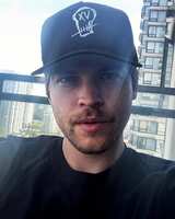 https://images.plurk.com/4CGJfKFTQqQytXHHqWtceT.jpg