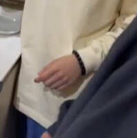 https://images.plurk.com/4s1fBqQGTzCnReWc6SnRZT.jpg