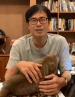 https://images.plurk.com/4tb3ncfHQ2hJHCjlD6q1zR.gif