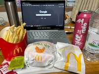 https://images.plurk.com/5Uonj3oGomdjOMmYzS7Fve.jpg