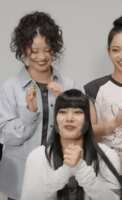 https://images.plurk.com/5tbQfQnxsH9zHuM3TrE4wC.gif