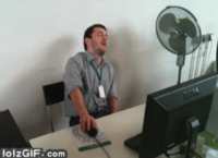 https://images.plurk.com/5wN1nf0SSBqehn1qMEH87q.gif