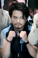 https://images.plurk.com/6NFhhuP64gYUn9gweoFIuu.jpg