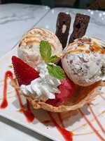 https://images.plurk.com/6TIoeRcLnM5HEN80OnKlrL.jpg