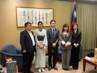 https://images.plurk.com/6mDkqyS2QKixM9PtM31A19.jpg