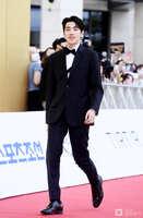https://images.plurk.com/78mbHRWmYRQjUrWHWKqPhV.jpg