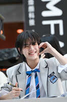 https://images.plurk.com/wG89Ywbb7ef5Cjn8BrrUI.jpg